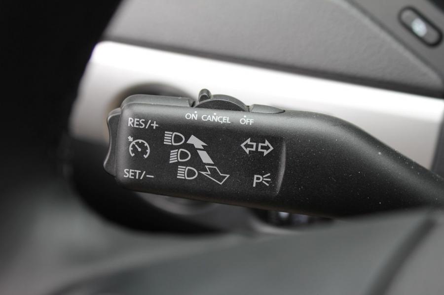  Volkswagen Jetta TDi 2011 года  (фото 80 из 120)